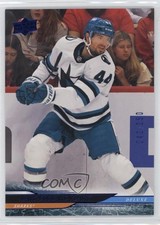 2024-25 Upper Deck Series 1 Deluxe 42/250 Marc-Edouard Vlasic #149 b8c