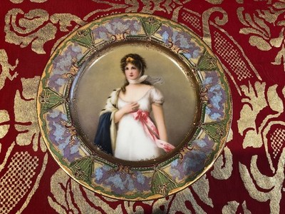 Dresden Ambrosius Lamm  Porcelain Portrait Plate Queen Louise of Prussia 9'' RARE