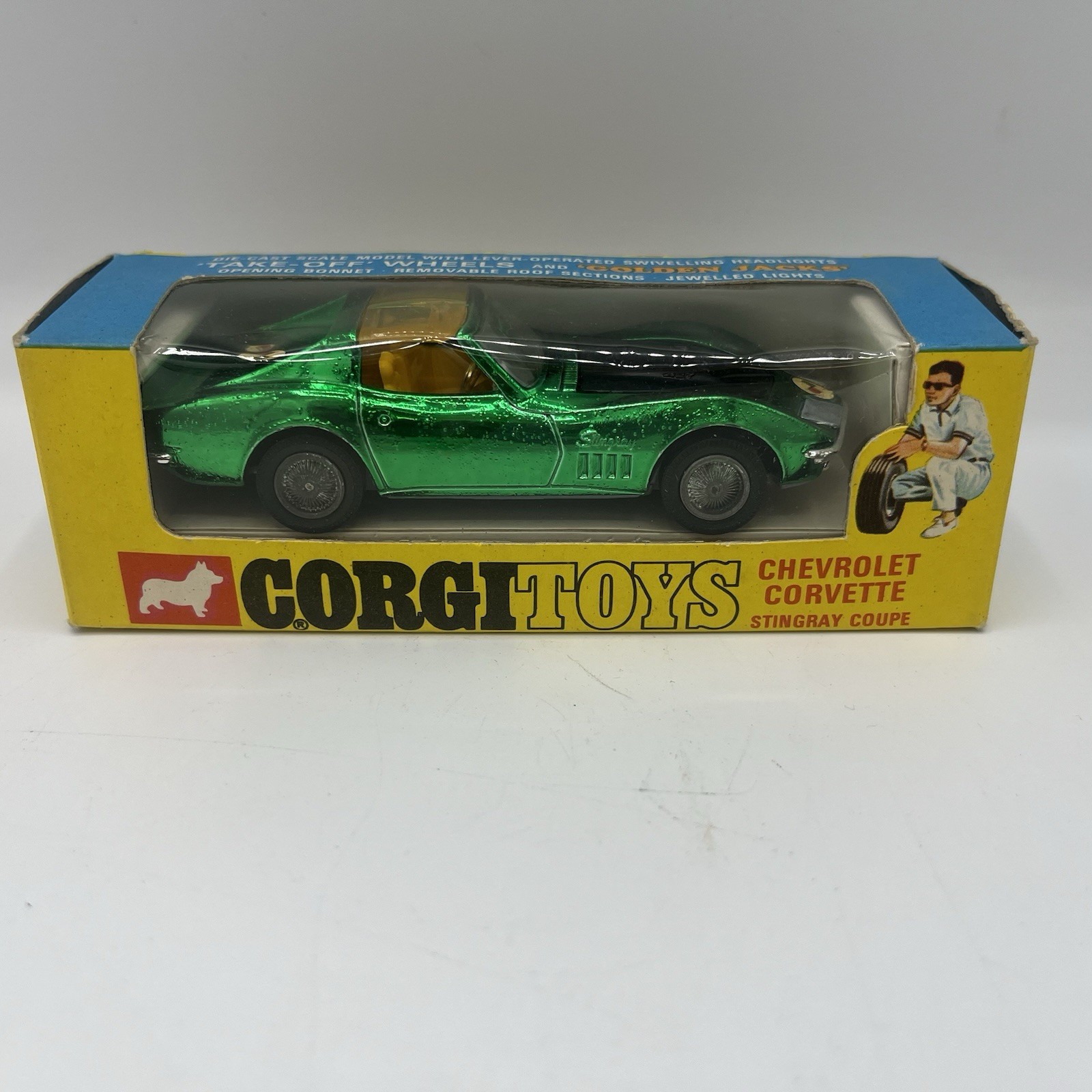 Corgi Toys Chevrolet Corvette Sting Ray 1:43 - Miniature De Collection