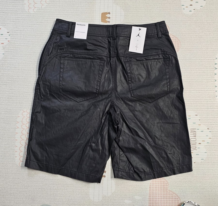 Jordan Cactus Jack ブラックショートパンツ Jordan x Cactus Jack Waxed Shorts Standard Fit Sz 32 Bk #DZ5477