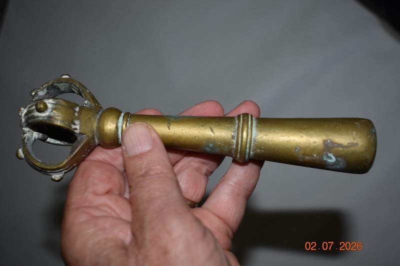 NEPAL SHAMANS BRASS PESTLE-heavy, 7", 1900S