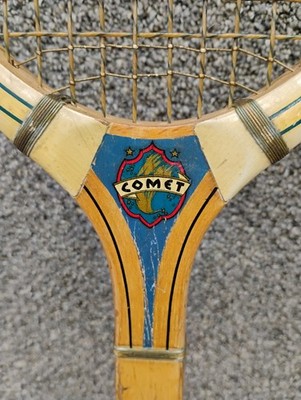 Vtg 1930s Wright & Ditson Comet Tennis Racket EXCELLENT Unbroken Gut Great Logo