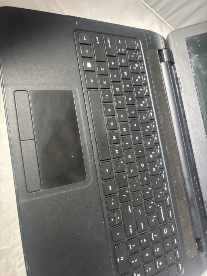 Portátil HP SOLO PIEZAS ASIS sin HD, sin RAM, sin cable  Foto 4 de 4