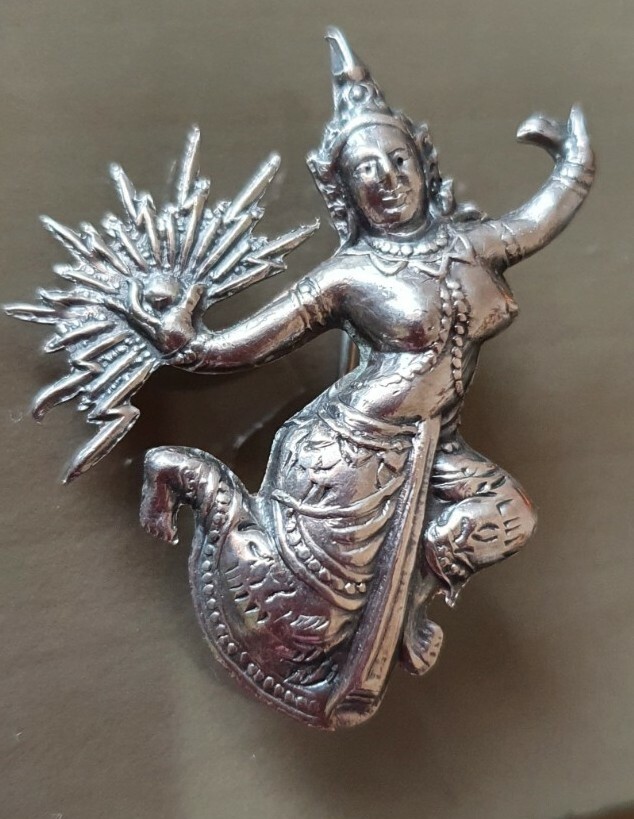 5 Grams Sterling Silver Solid Dancer Vintage Broo… - image 1