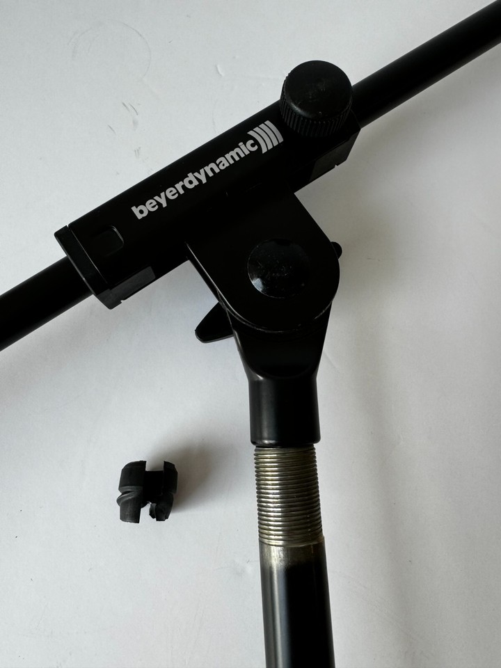 BeyerDynamic GST400 Boom Microphone Stand Black Free UK Shipping