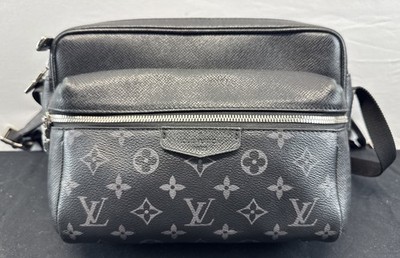 LOUIS VUITTON Taigarama Outdoor Messenger PM M30233 Shoulder bag