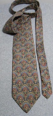 417 By Van Heusen Classic Urn & Arch  Pattern Blue Green Tan Red Slik Tie