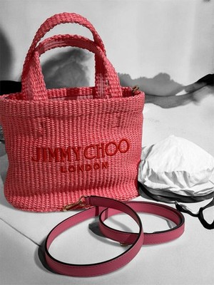 JIMMY CHOO ピンク かごバッグ Jimmy Choo Beach Tote Fuchsia Raffia Tote Bag with Jimmy Choo