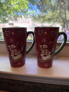 2pc Noble Excellence Snow Mates latte coffee mug tall Sledding snowman Christmas