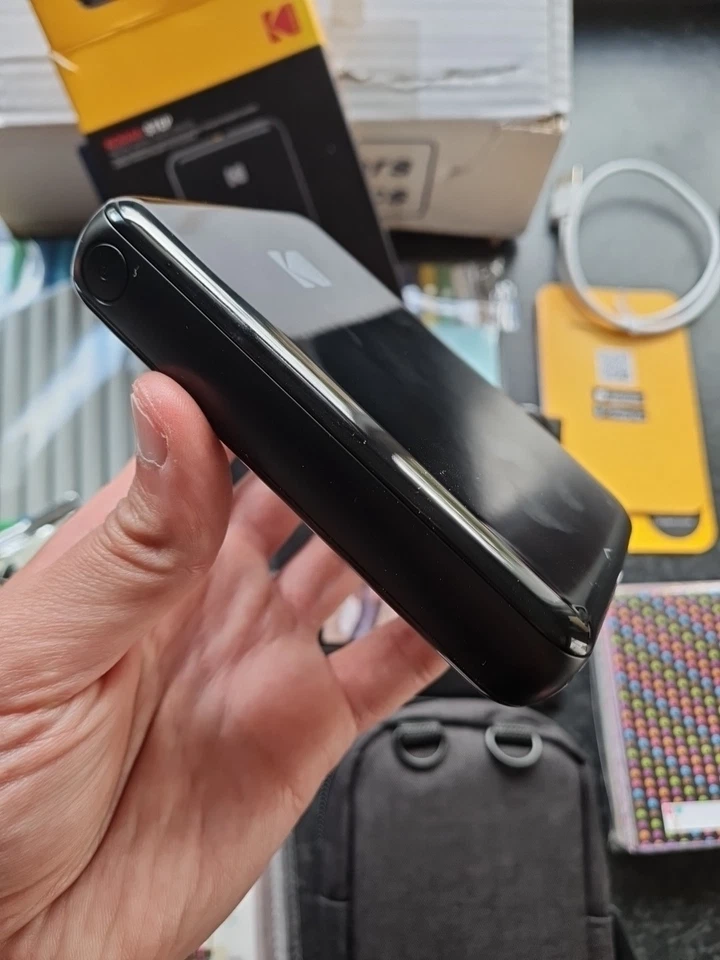 KODAK Step Instant Printer BUNDLE Wireless Mobile Photo Printer iOS & Android - Image 4 of 4