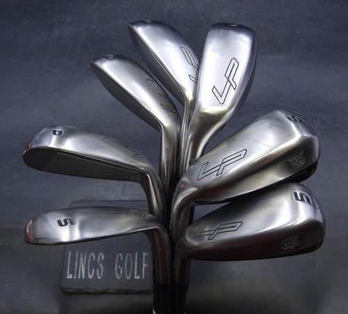 Set of 7 x Left-Handed Wilson Staff Launch Pad 2 Irons 5-SW Regular Graphite*