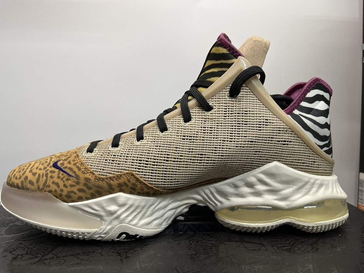 Nike Lebron XIX 19 Low Safari Animal Print Size 11.5 
