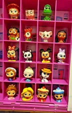 series 4 & 5 Disney doorables.  US seller.  Most in stock!