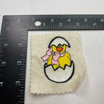 Anthromorphic CHICKEN CHICK EGG HATCHING Patch 26KA