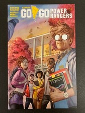GO GO POWER RANGERS #1 *HIGH GRADE!* (BOOM, 2017) MMPR!  TEDESCO VARIANT!