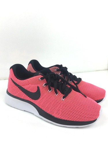 nike tanjun pink black
