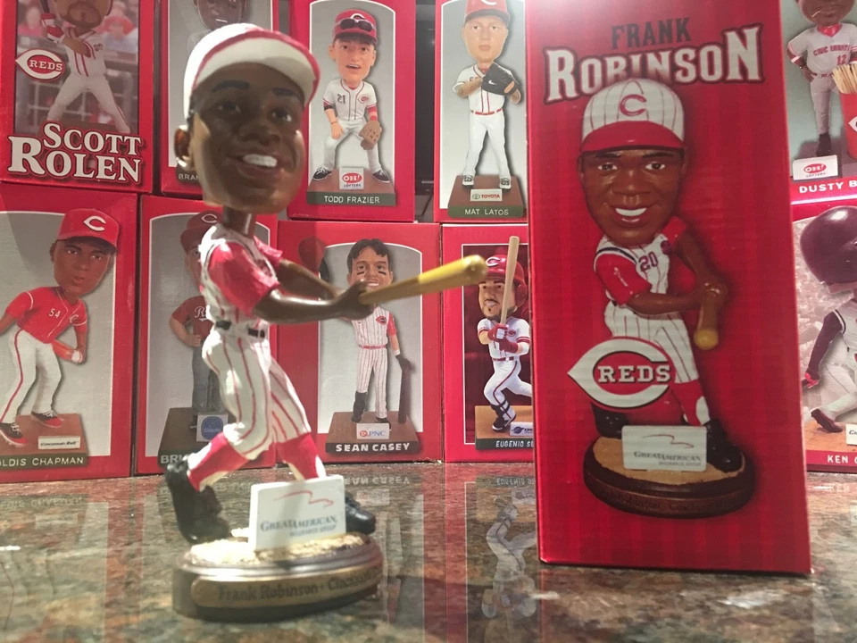 Frank Robinson Bobblehead SGA Cincinnati REDS 7/25/07 plus GAME TICKET - Image 2 of 3