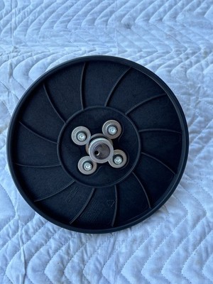 Technogym Excite Vario DAF73Y Part Drive Tensioner Pulley OU000211AA