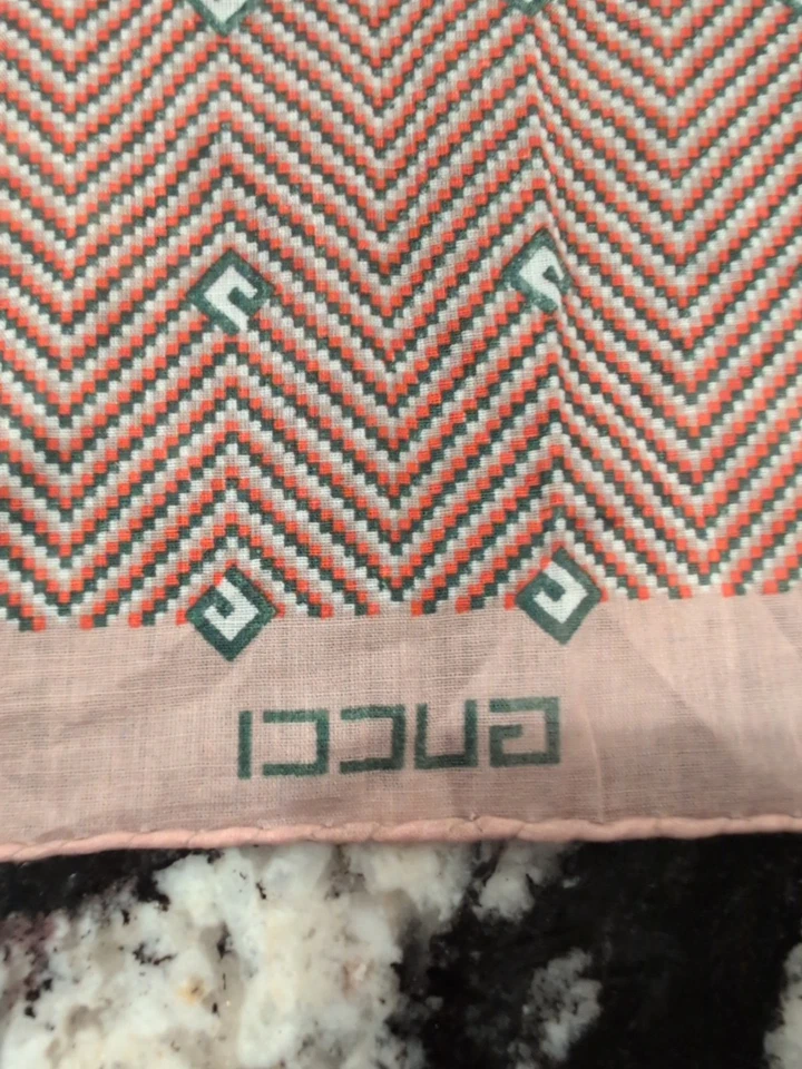 Pañuelo cuadrado de bolsillo vintage GUCCI 100 % ALGODÓN COLORES CLÁSICOS AÑOS 70 Foto 4 de 4