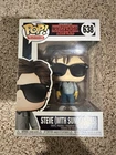 Funko Pop!: STEVE w/ SUNGLASSES #638 Stranger Things Season 2 w/Protector