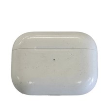 Apple AirPods Pro 2nd Gen Lightning MagSafe Charging Case - D Grade