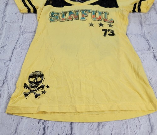 Affliction Sinful sz Medium Yellow Black Lace Ringer Top Tee Shirt Skull Wings M - Picture 4 of 8