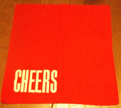 CHEERS 8 red cloth cocktail napkins 10 x 10 NWOT cotton hemmed