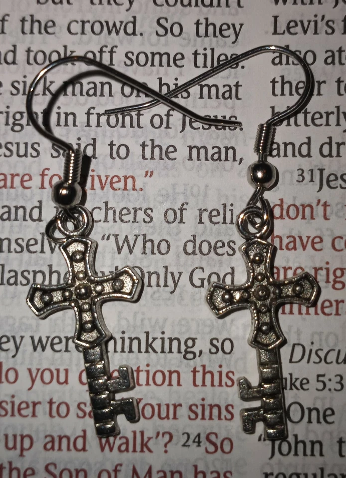 KEY CROSS PENDANT WAX LEATHER NECKLACE AND HOOK EARRINGS SET RELIGIOUS CRUCIFIX  - Image 3 of 4