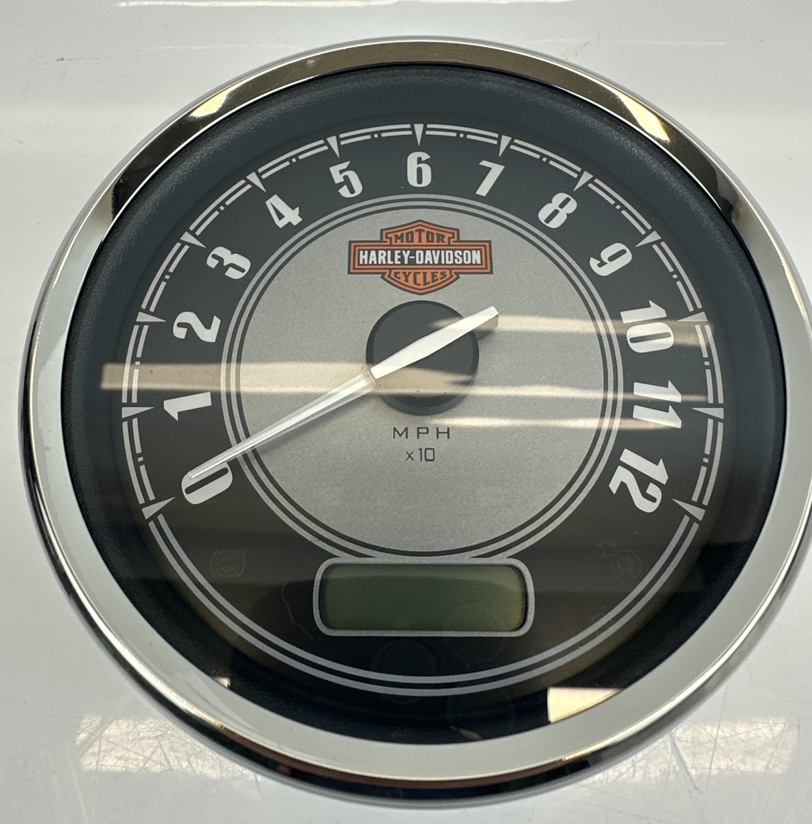HARLEY-DAVIDSON OEM SPEEDOMETER GAUGE 67525-11 UNKNOWN MILEAGE for