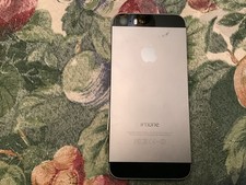 Apple iPhone 5s White Broken LCD damaged for Parts Only