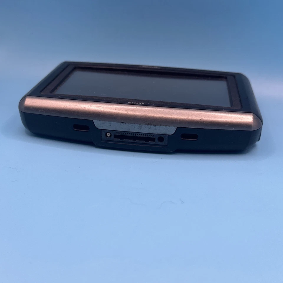 Magellan Maestro 4050 Black 4.3" Widescreen Bluetooth Portable GPS untested - Image 4 of 4