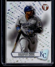 SALVADOR PEREZ 2023 TOPPS PRISTINE REFRACTOR KANSAS CITY ROYALS #207