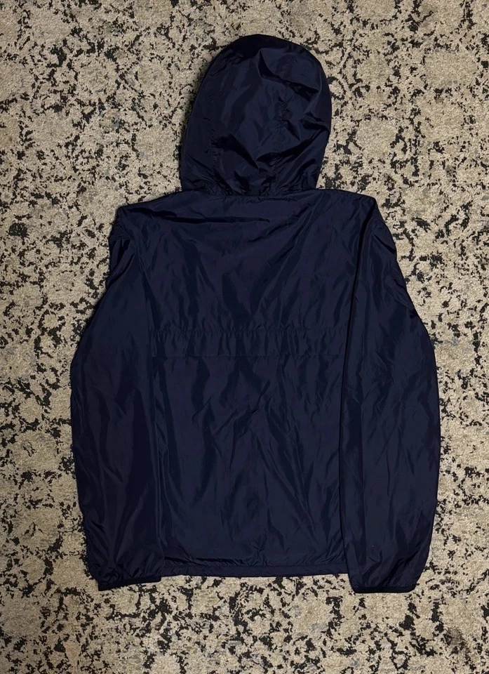 Chaqueta con Capucha Ligera de Nylon Polo Ralph Lauren, Azul Marino, Talla Mediana Foto 3 de 4