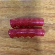BICYCLE GRIPS VINTAGE STYLE FITS SCHWINN HUFFY SEARS & OTHERS RED GLITTERS NEW
