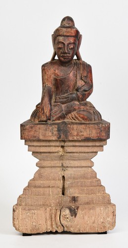 18. Jahrhundert, Shan, antiker burmesischer sitzender Buddha aus Holz