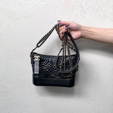 RARE☆☆☆CHANEL 2019~2020 Gabrielle Chanel Logo Calf Leather Hobo Shoulder Bag