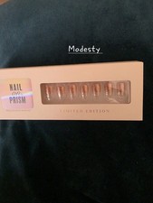 MeAmora Press-On Nails. Modesty Prism Short Squoval. BNIB. 30 Nails In A Box.