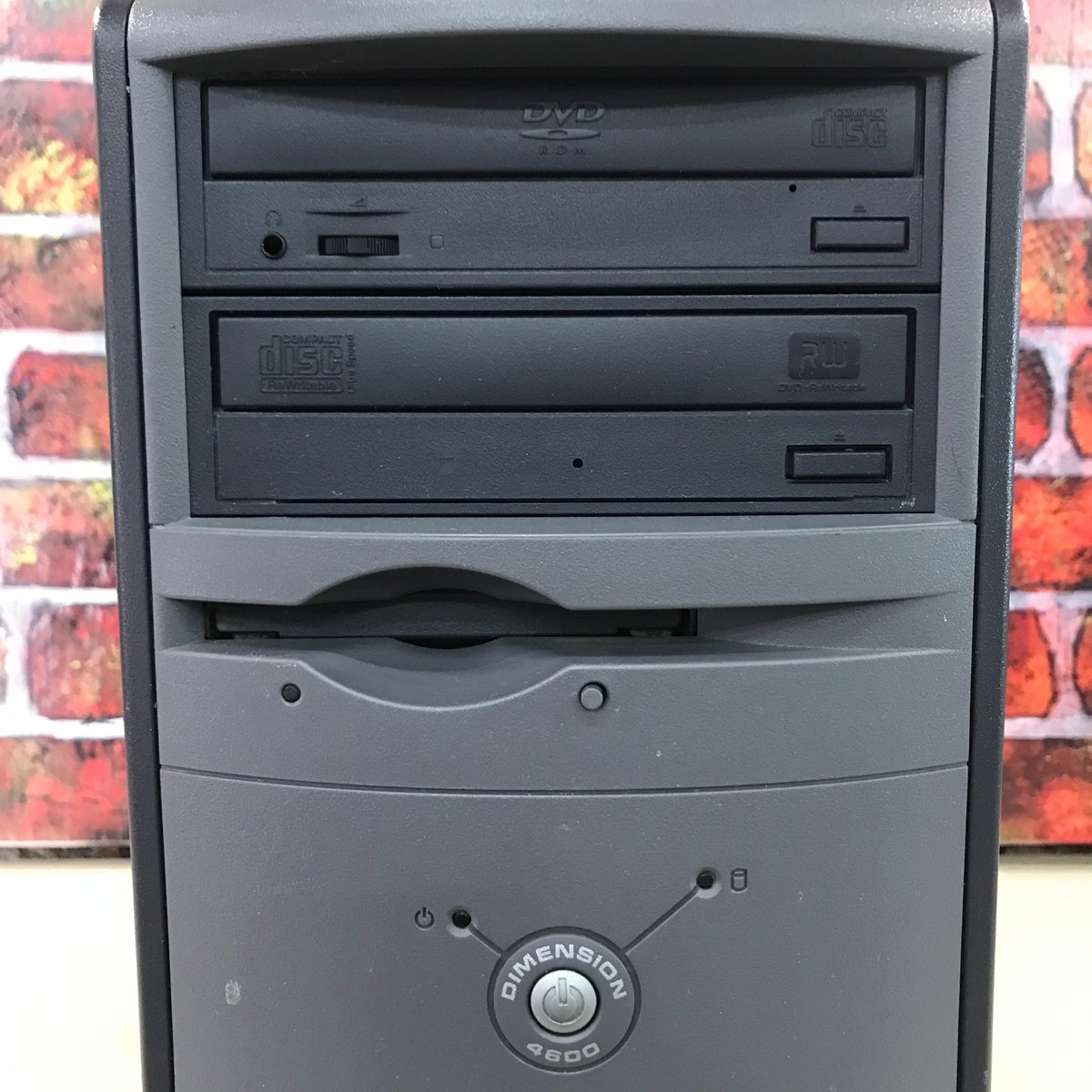 Dell Dimension 4600 PC Retro Gaming Pentium 4 2.80GHz 2.5GB RAM
