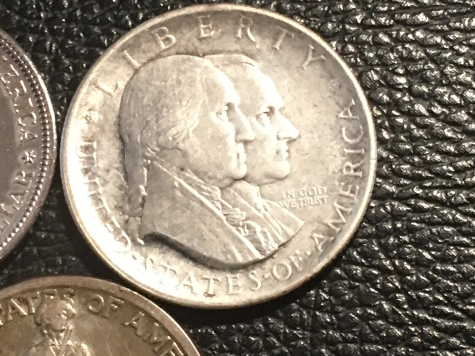 5 commemorative Halves all cleaned but higher grade nicer Sesquicentennial - Image 4 of 4