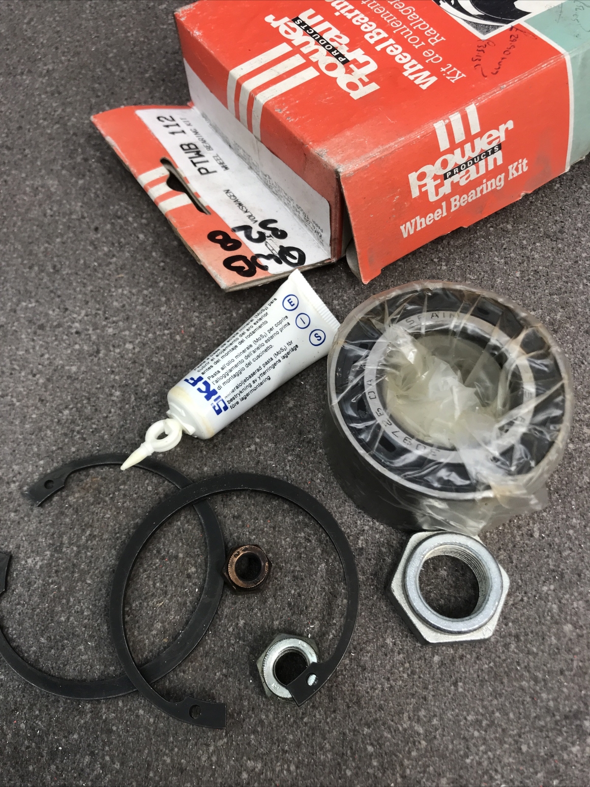 Wheel Bearing Kit fits VW SCIROCCO 53B 1.8 Front 82 to 92 SKF 171407625A QWB328