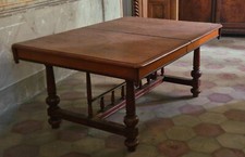 ANTICO TAVOLO DA PRANZO ALLUNGABILE IN NOCE FINE '800