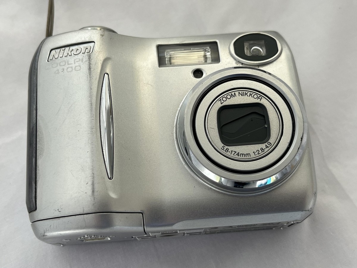 Vintage Nikon Coolpix 4100 Digital Camera 4.0MP 3X Zoom Silver