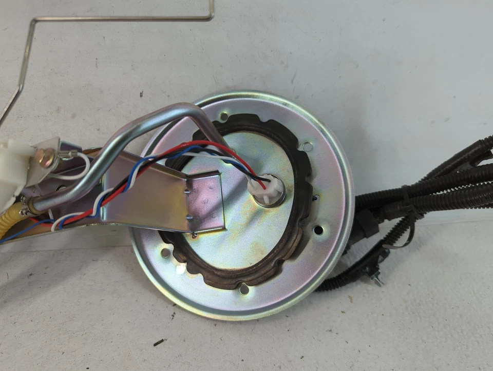 1997-2000 Dodge Caravan Electrical Gas Fuel Pump Assembly T3MLJ - Image 3 of 4