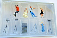 Preiser- At the Fashion Camera Shoot #10789  (NIB)