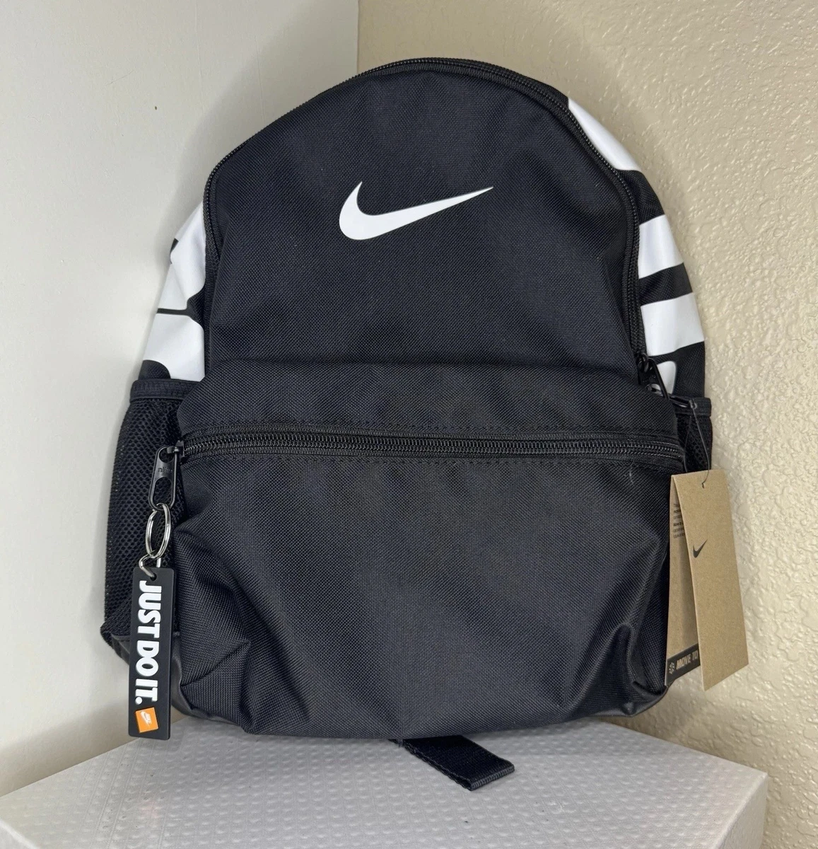 nike backpacks women' Brasilia Medium Training Backpack for Women and Men with Secure Storage & Water Resistant Coating, Black/Black/White : Clothing, Shoes & Jewelry or accessories are always within reach Nike Backpack Adjustable Strap Handbags