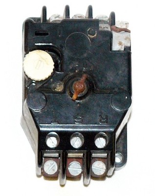 DDR/VEB EAW Motorschutzschalter   ohne Griff