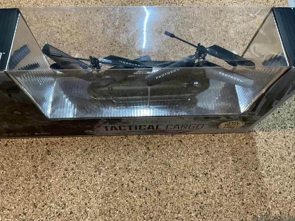 PROTOCOL Tactical Cargo Chinook RC Helicopter Drone with Gyro Stabilizer NIB - Image 2 of 2