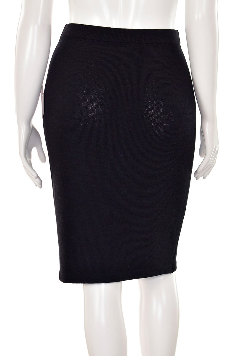 St. John Black Skirt sz 8 - Black Santana Knit 25