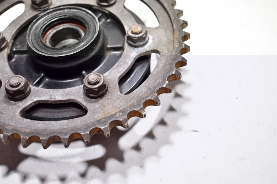 Buje de rueda trasera piñón Yamaha YZF R1 2000-2001 5JJ-25366-00-00 Foto 3 de 4