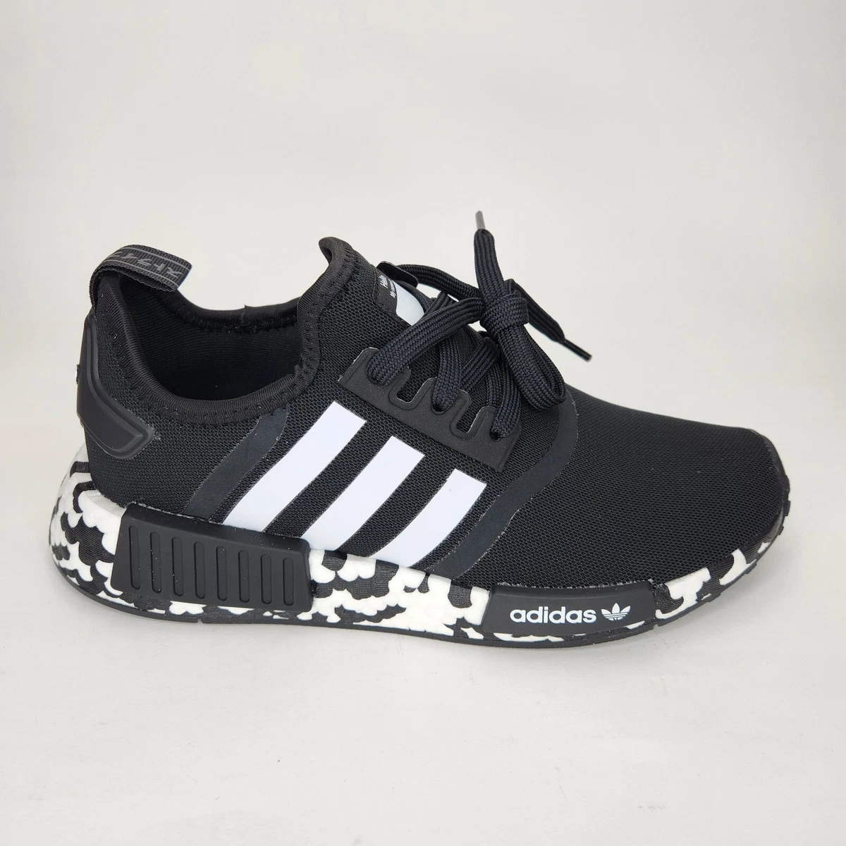 Adidas NMD R1 J Primeblue Athletic Sneakers Black White Boys Size 6 NEW